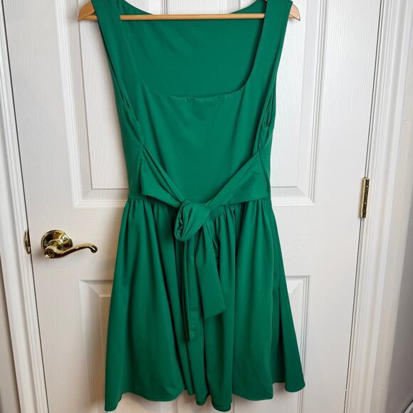 Emerald Green Sleeveless Fit & Flare Dress Tie Back Scoop Stretch Classy Pockets - Picture 5 of 10